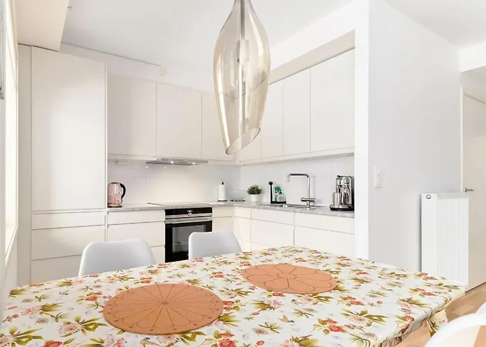 Bergen's Finest: Sleek Oasis With Two Bedroom Διαμέρισμα Μπέργκεν