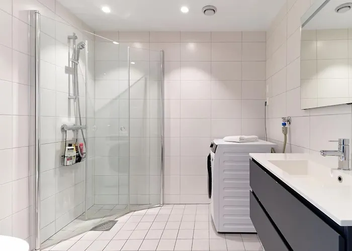 Bergen's Finest: Sleek Oasis With Two Bedroom * Bergen