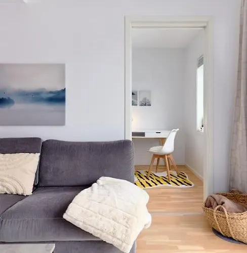 Bergen's Finest: Sleek Oasis With Two Bedroom Διαμέρισμα